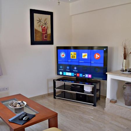 Villa Saraliana Sandy Beach Villas - Heated Pool - Jacuzzi - Private Beach Area Polis Exterior foto