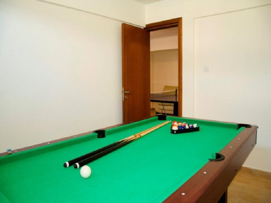 Villa Saraliana Sandy Beach Villas - Heated Pool - Jacuzzi - Private Beach Area Polis Quarto foto