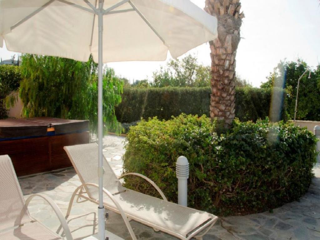 Villa Saraliana Sandy Beach Villas - Heated Pool - Jacuzzi - Private Beach Area Polis Quarto foto