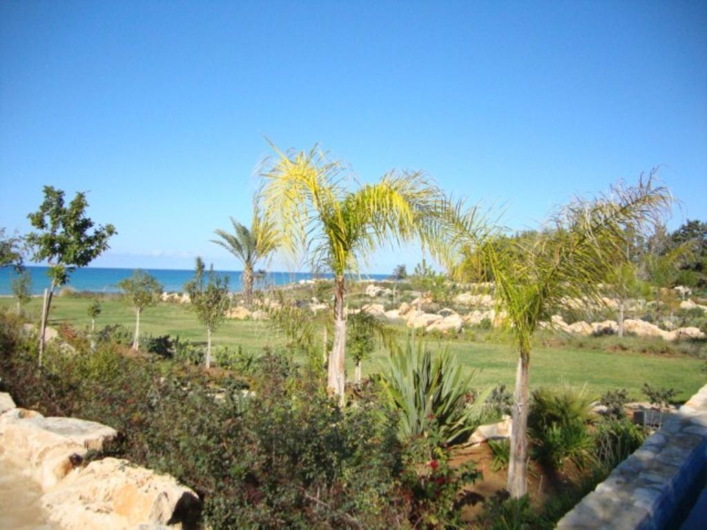 Villa Saraliana Sandy Beach Villas - Heated Pool - Jacuzzi - Private Beach Area Polis Quarto foto
