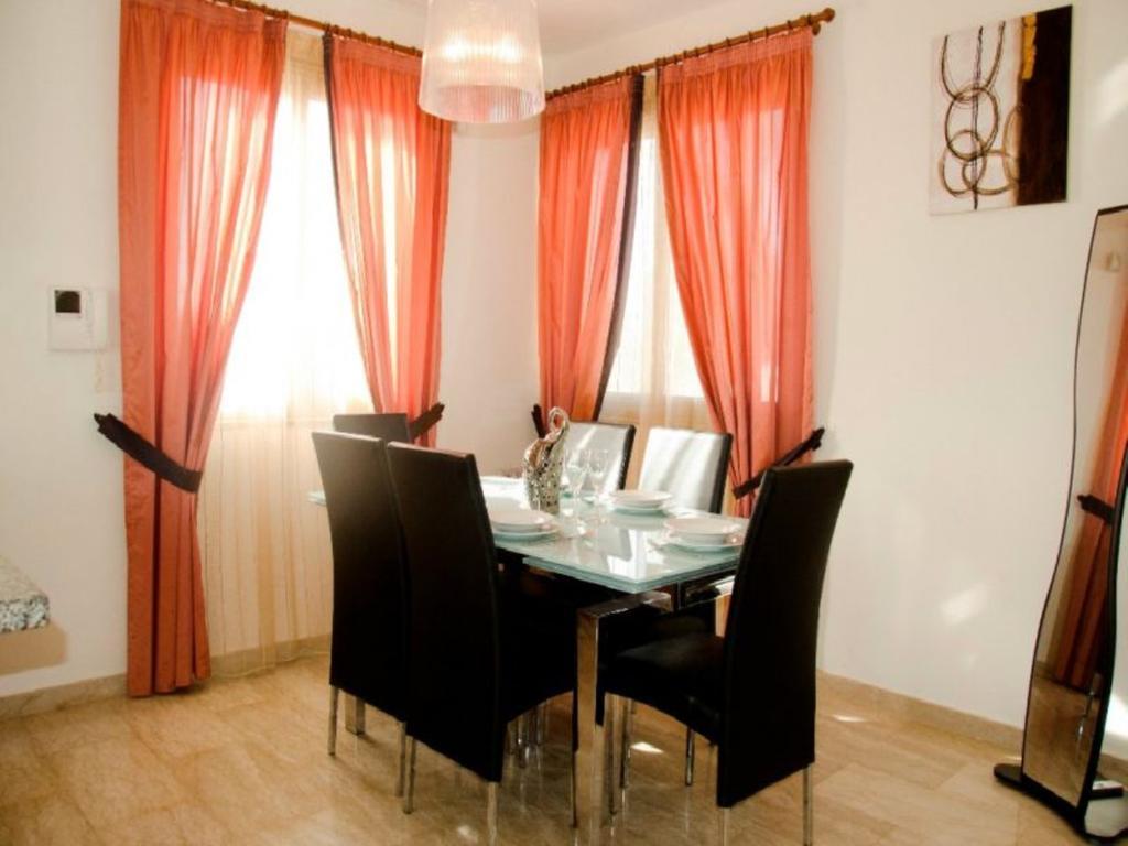 Villa Saraliana Sandy Beach Villas - Heated Pool - Jacuzzi - Private Beach Area Polis Quarto foto