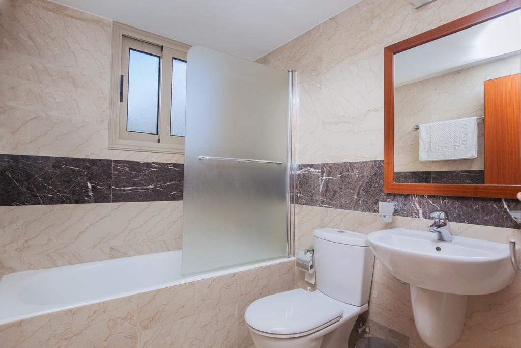 Villa Saraliana Sandy Beach Villas - Heated Pool - Jacuzzi - Private Beach Area Polis Quarto foto